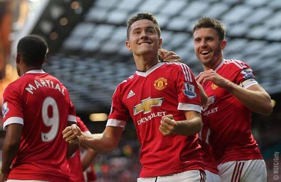 巴萨续约策 巴萨续约策